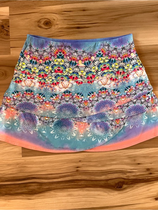 Lucky in Love Pants - Lucky in Love Skort Womens Medium M 8-10 Colorful Tiered Golf Tennis Pickleball